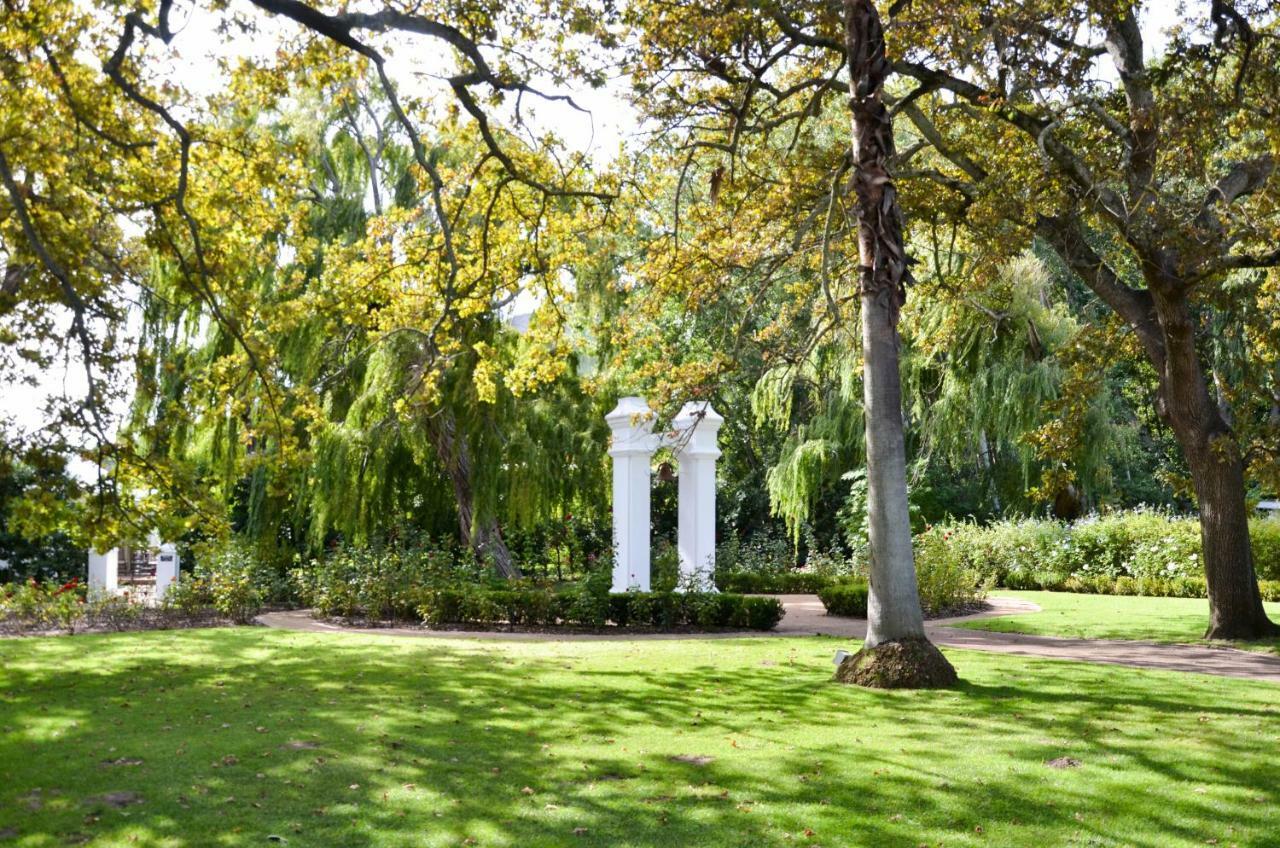 ホテル La Paris Estate フランシュホーク エクステリア 写真