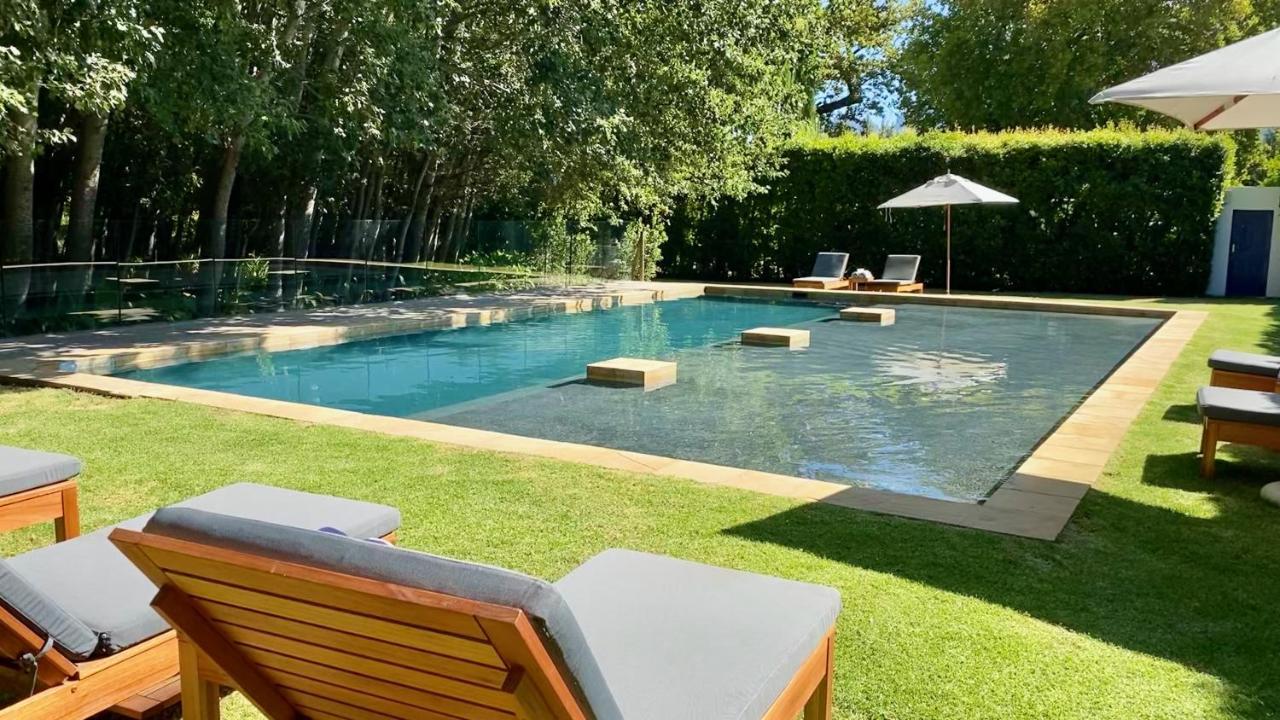 ホテル La Paris Estate フランシュホーク エクステリア 写真